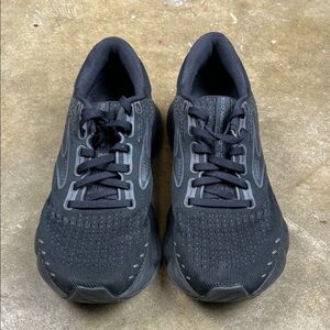 Brooks Glycerin GTS 20 in Black
Size: 7.5